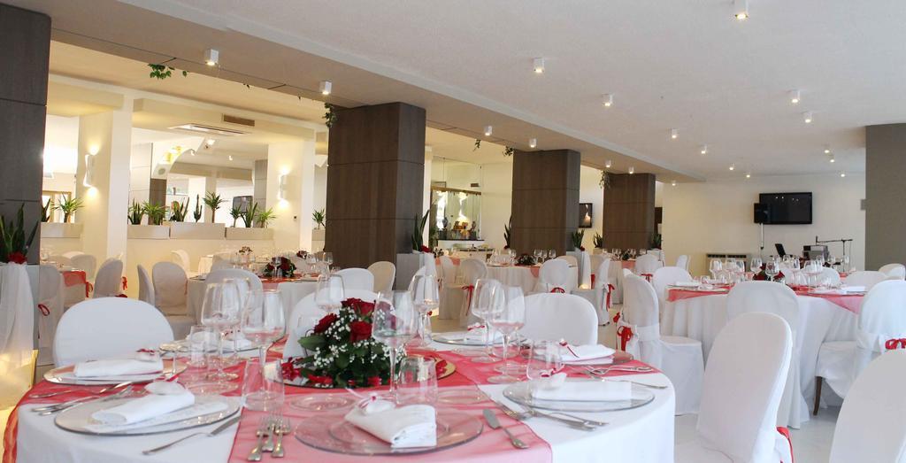 Giulivo Hotel & Village Baia Domizia Ngoại thất bức ảnh